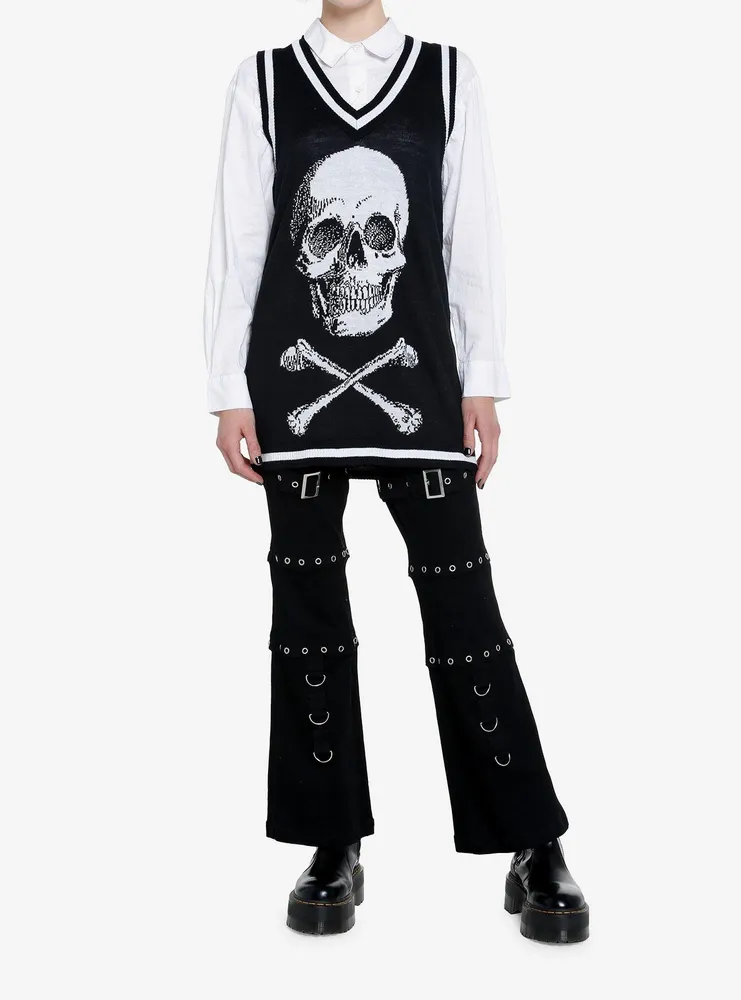 Social Collision Skull & Crossbones Girls Oversized Sweater Vest