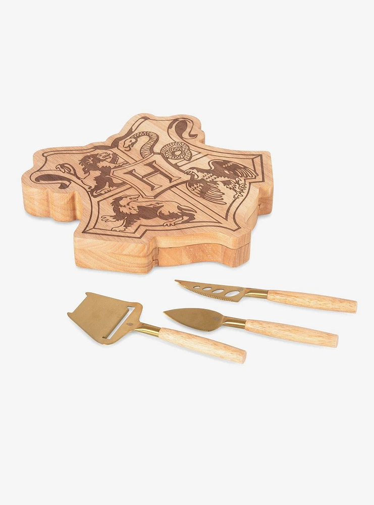 Harry Potter Hogwarts Crest Parawood Cheese Set with Tools