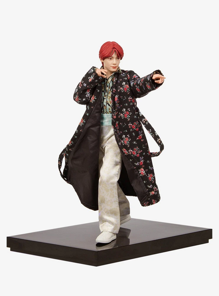 BTS V Deluxe Statue