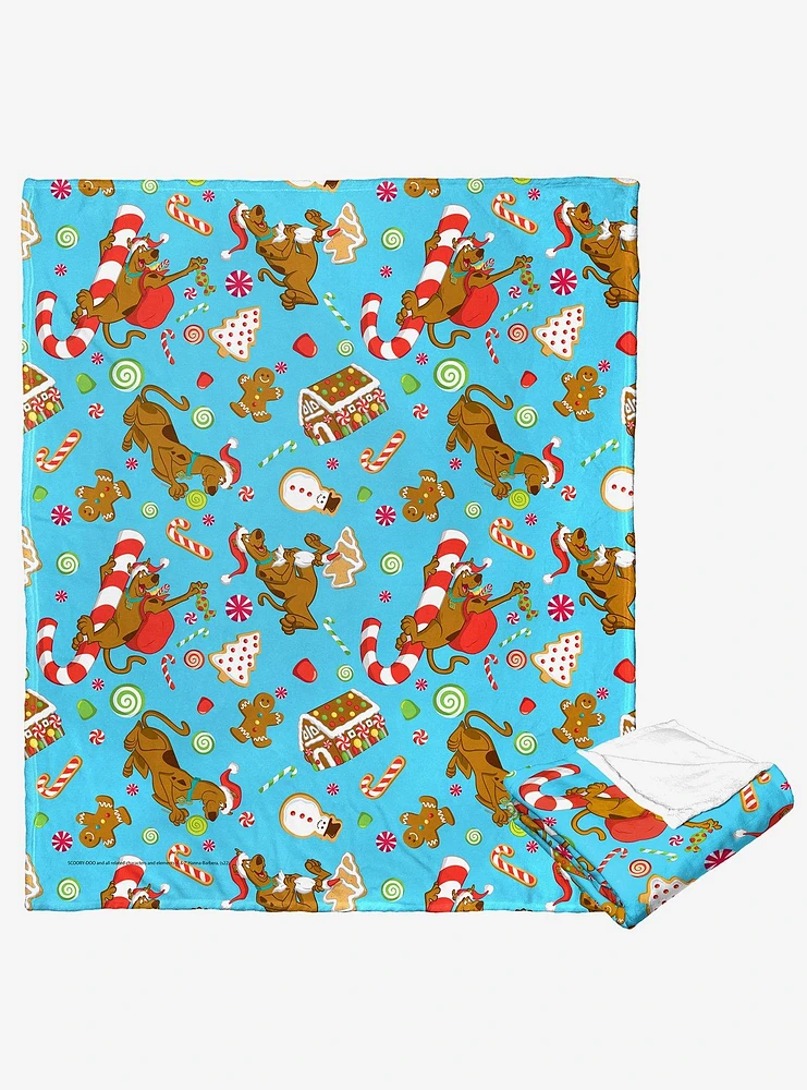 Scooby-Doo! Festive Scooby Sweets Silk Touch Throw Blanket