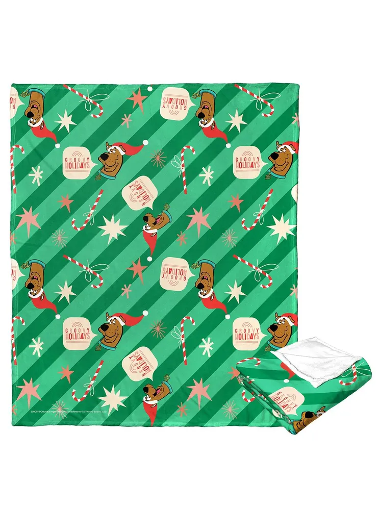 Scooby-Doo! Groovy Wrapping Paper Silk Touch Throw Blanket
