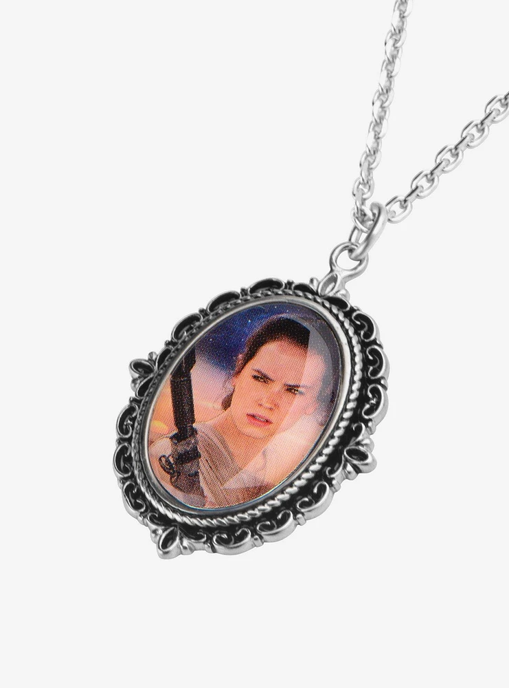 Star Wars Episode VII: The Force Awakens Rey Cameo Pendant Necklace