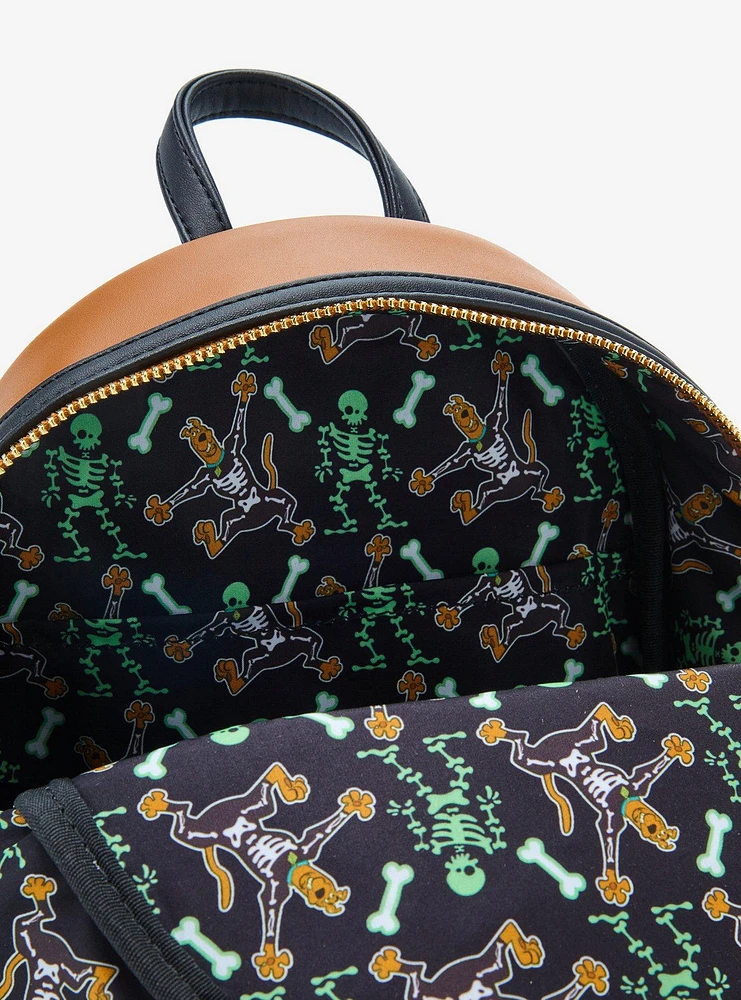 Scooby-Doo! Skeleton Glow-In-The-Dark Figural Mini Backpack