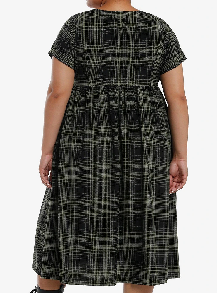 Social Collision Green Plaid Moth Midi Babydoll Dress Plus