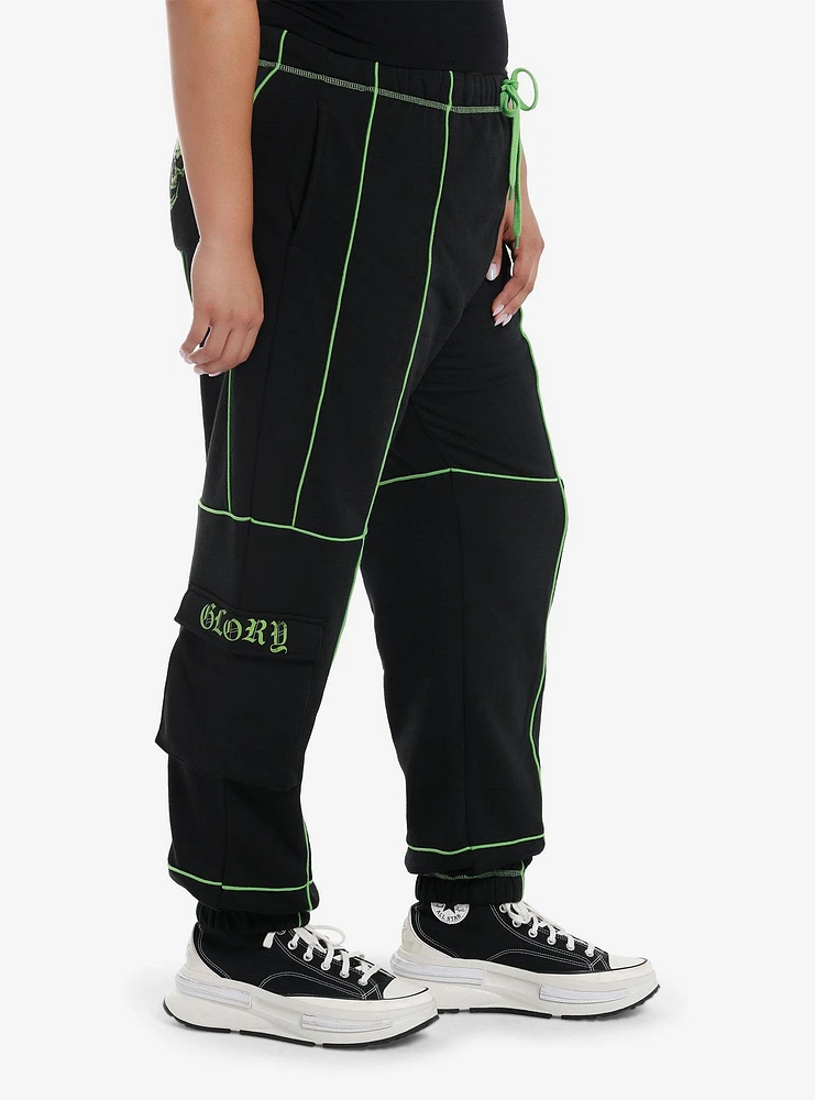 Social Collision Black & Green Skull Cargo Girls Jogger Sweatpants Plus