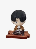 Bandai Attack on Titan Suwarasetai Blind Box Figure