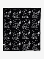 Peanuts Snoopy Allover Print Feather Knit Throw Blanket