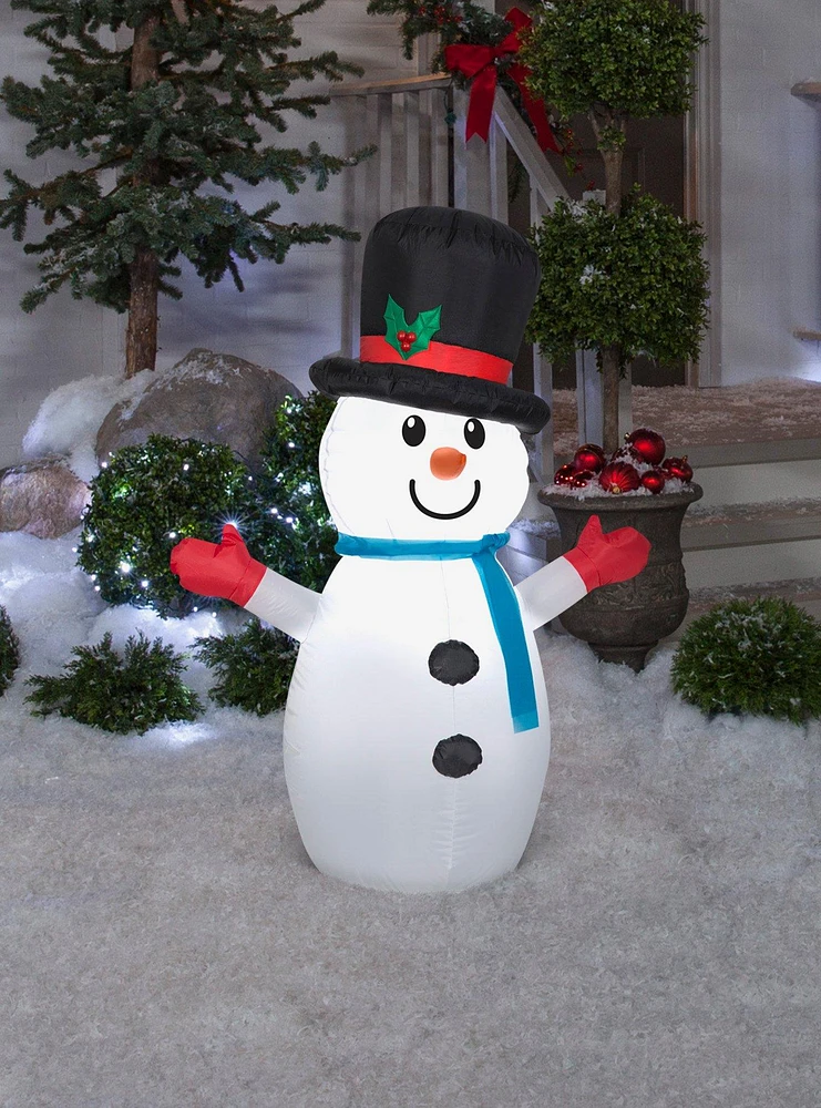 Little Snowman in Top Hat Airblown