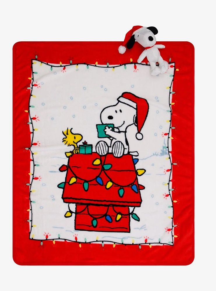 Peanuts Snoopy Holiday Hugger Pillow & Throw Set