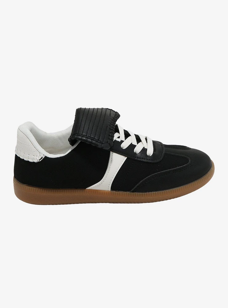 Yoki Black & White Narobi Sneakers