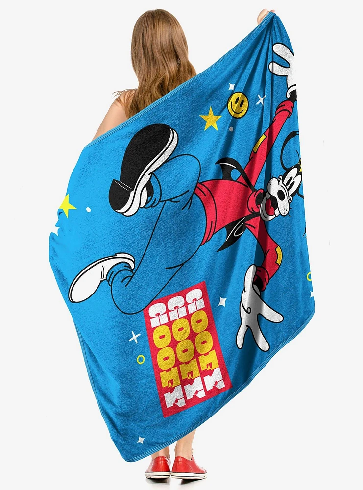 Disney Goofy Guy Micro Raschel Throw