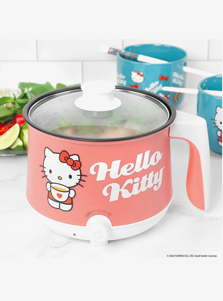 Hello Kitty Hot Pot with Ramen Bowls