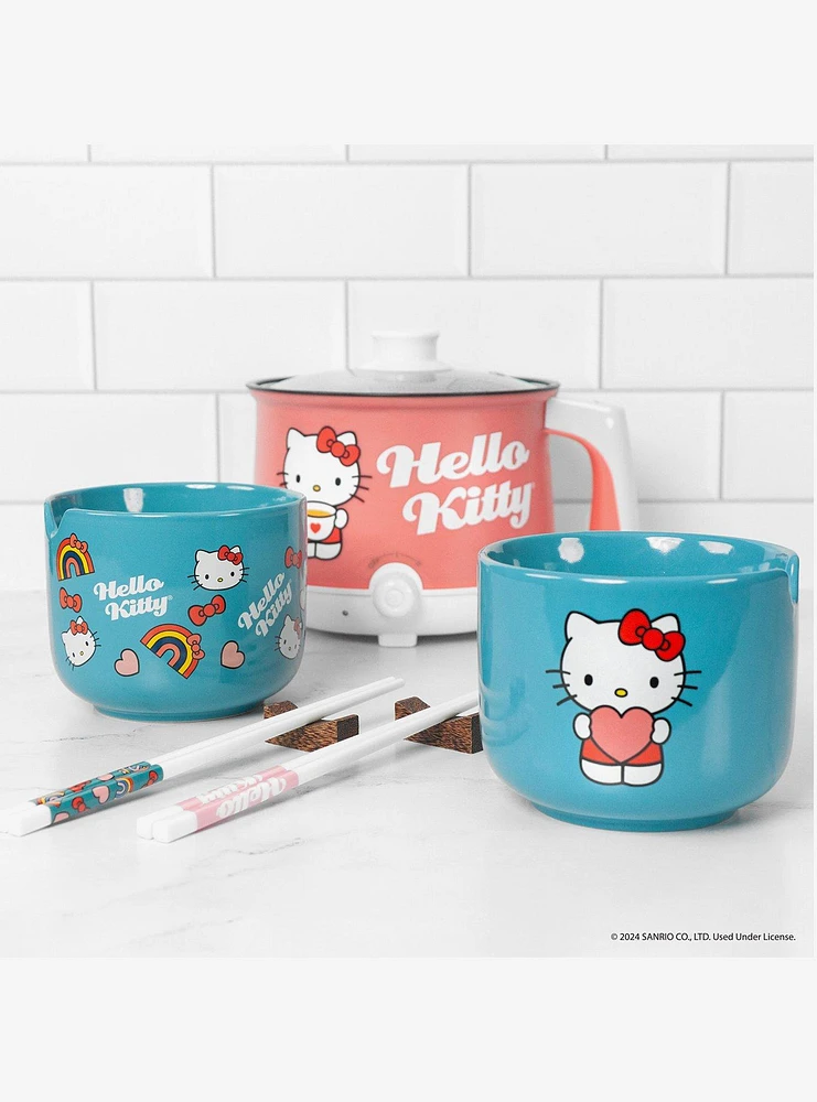 Hello Kitty Hot Pot with Ramen Bowls