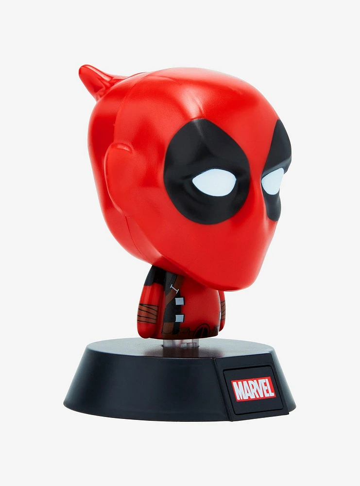 Marvel Deadpool Icon Light