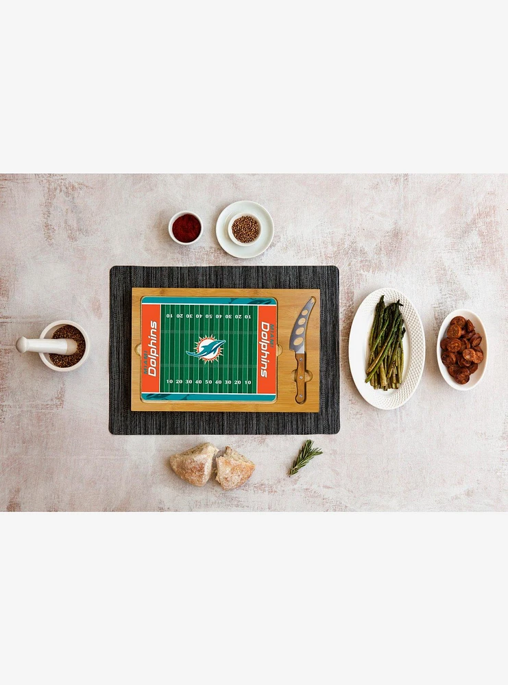 NFL Miami Dolphins Football Field Glass Top Cutting Board & Knife