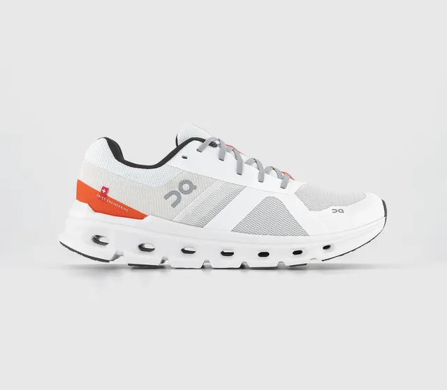 On Running Cloudstratus Trainers M Undyded White Creek - Unisex Sports