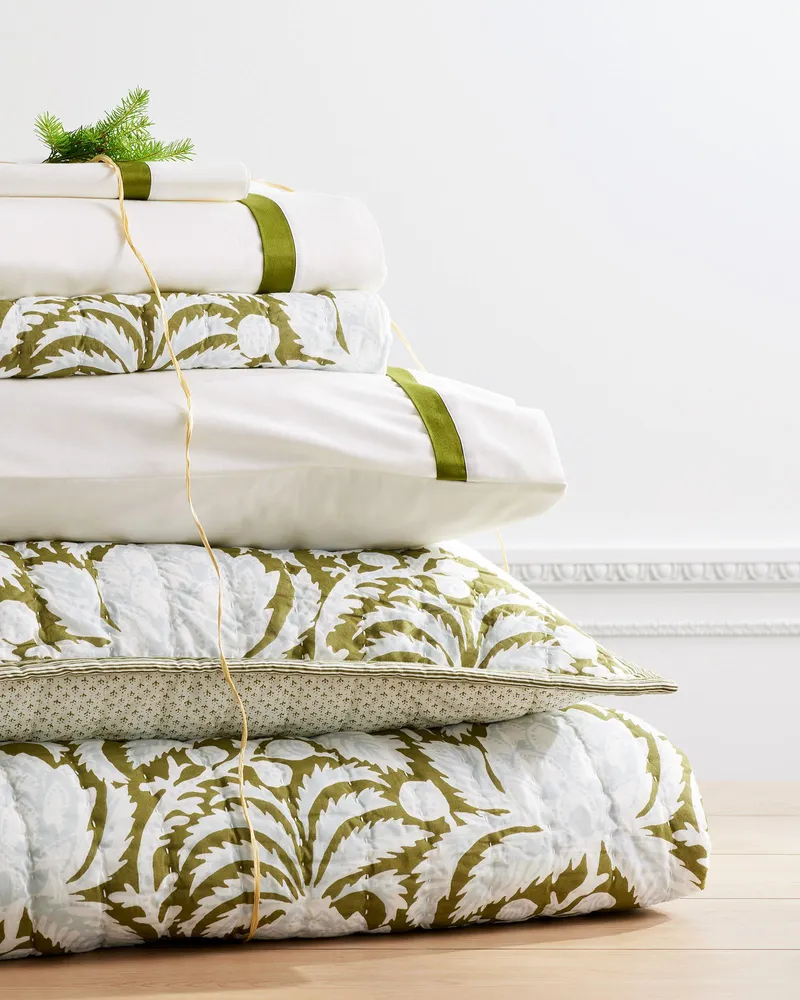 Artichoke and Border Frame Bedding Bundle