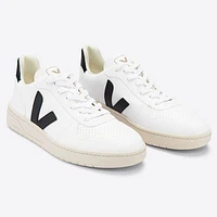 Unisex V-10 CWL Sneaker