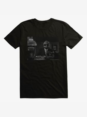 The Invisible Man Dinner Table T-Shirt