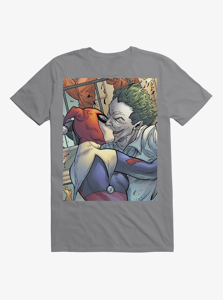 DC Comics Batman Harley Quinn The Joker Kiss T-Shirt