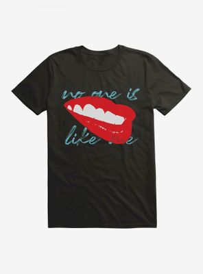 DC Comics Birds Of Prey Harley Quinn No One Is Like Me Red Lips T-Shirt