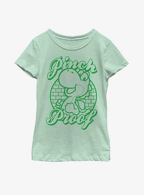 Nintendo Mario Pinch Proof Yoshi Youth Girls T-Shirt