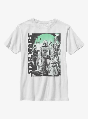 Star Wars The Mandalorian Group Poster Circle Youth T-Shirt