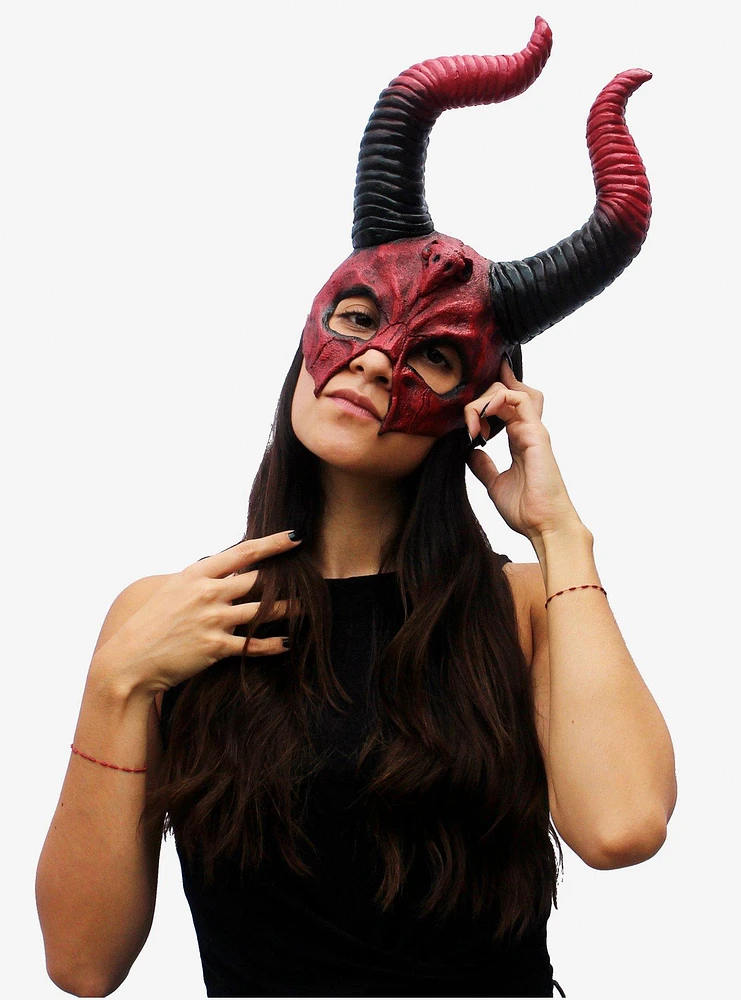 Devil Mythical Horned Skull Mask