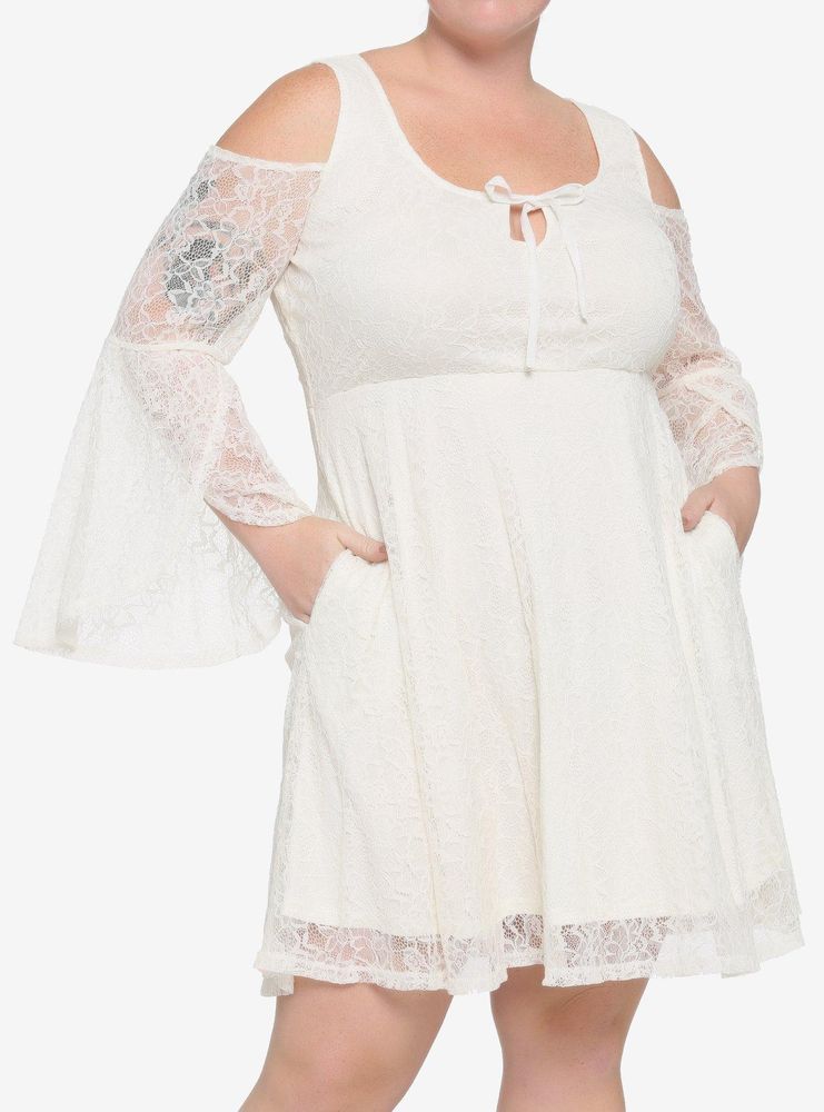 Hot Topic Ivory Cold Shoulder Bell Sleeve Lace Dress Plus