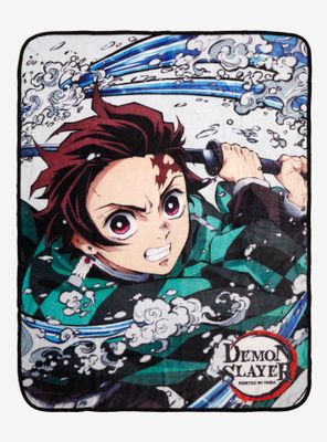 Demon Slayer: Kimetsu no Yaiba Tanjiro Kamado Water Breathing Throw 