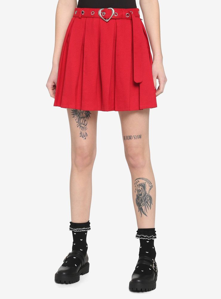 Red Heart Grommet Belt Pleated Skirt