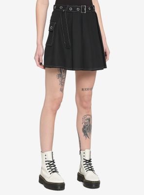 Black Grommet Belt Pleated Skirt