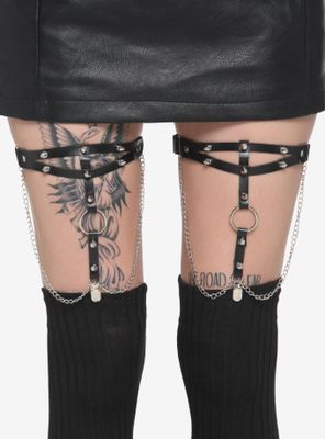 Black O-Ring & Chain Spiked Garter Set
