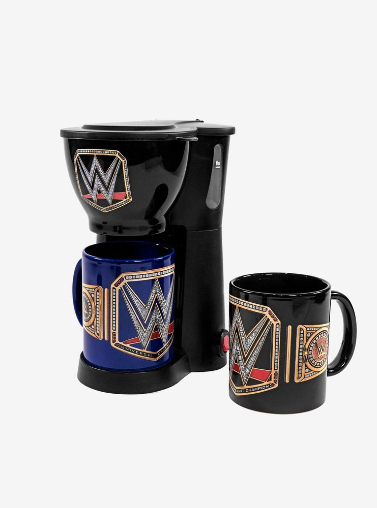 WWE Coffee Maker With 2 Mugs