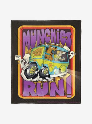 Scooby-Doo Munchies Run Throw Blanket