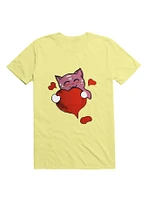 Kawaii Lovely pink cat holding a red heart T-Shirt