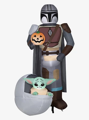 Star Wars The Mandalorian And The Child With Pumpkin Scene Airblown