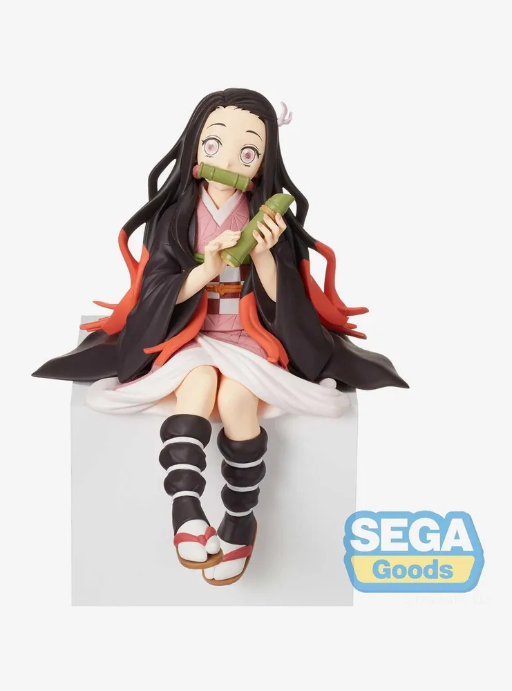 Sega Demon Slayer: Kimetsu no Yaiba Premium Perching Kyojuro Rengoku Figure