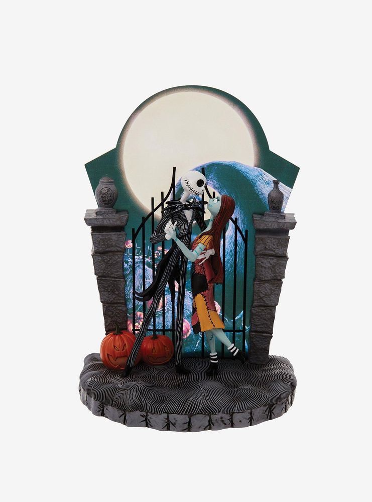 Disney The Nightmare Before Christmas Jack and Sally Figurine