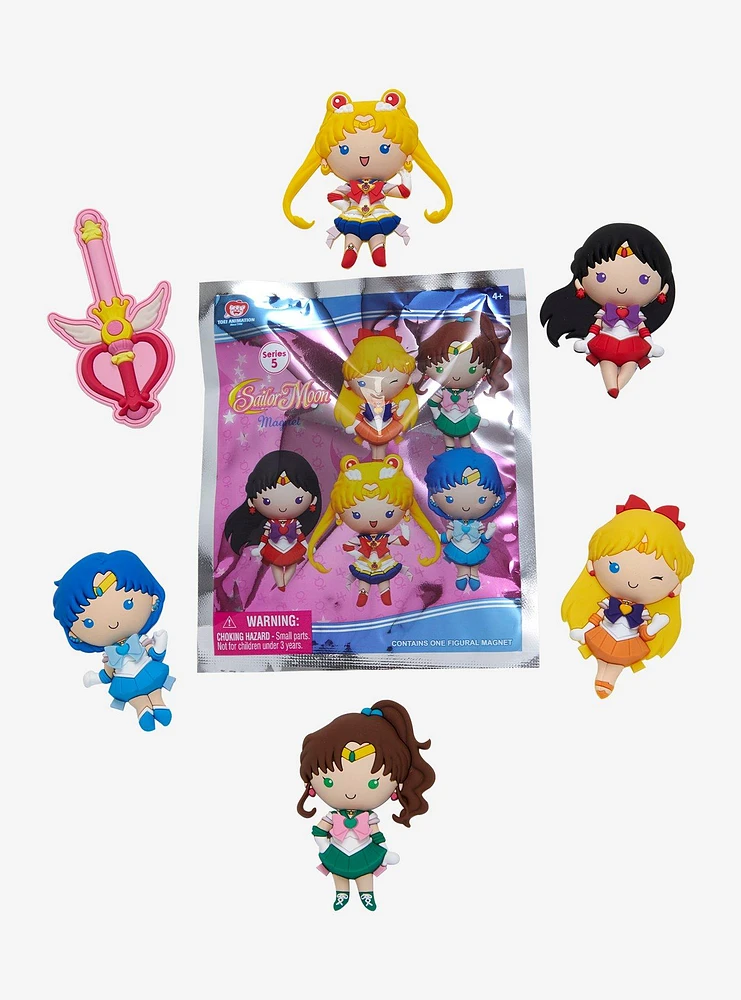 Pretty Guardian Sailor Moon Characters Series 5 Blind Bag Magnet