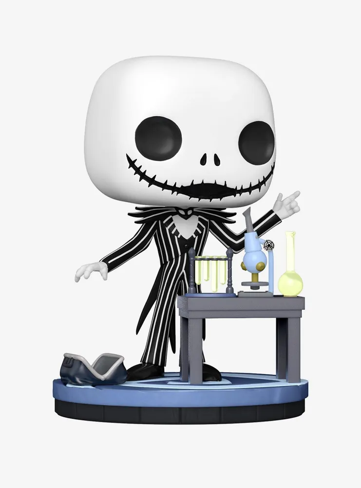 Pop! Deluxe Jack Skellington with Christmas Door