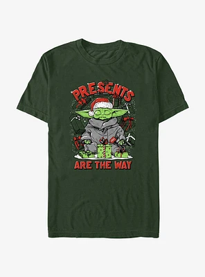 Star Wars The Mandalorian Santa Grogu Gift Exchange Extra Soft T-Shirt