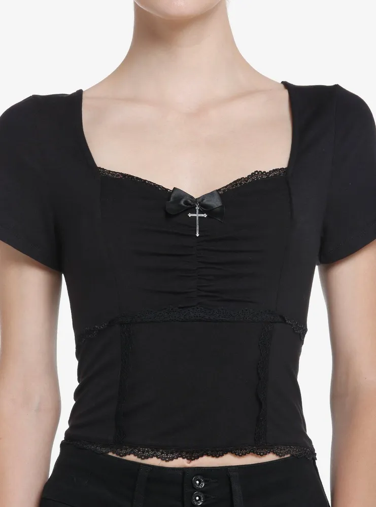 Hot Topic Cosmic Aura Black Cross Ruched Girls Crop Top