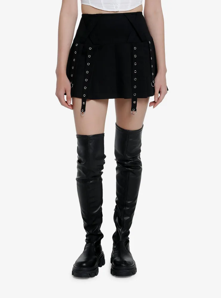 Hot Topic Social Collision Black Grommet Pleated Skirt