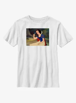 Disney Snow White And The Seven Dwarfs Singing Scene Youth T-Shirt