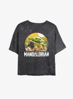 Star Wars The Mandalorian Grogu Playing With Stone Crabs Mineral Wash Womens Crop T-Shirt