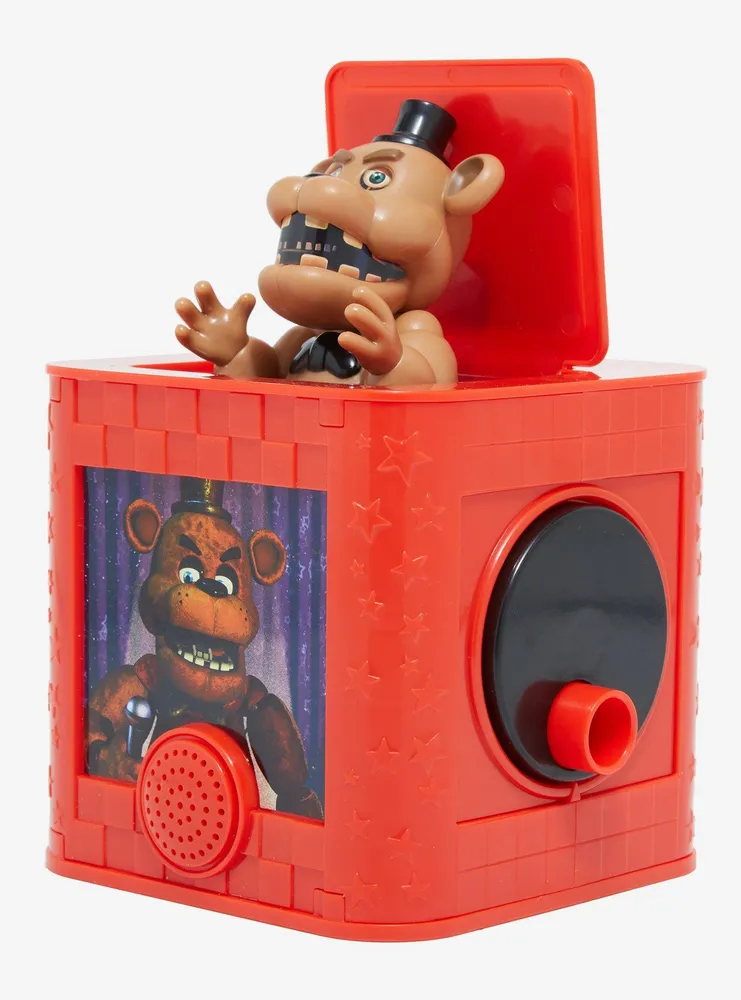 Funko Five Nights at Freddy's Scare-in-The-Box Game