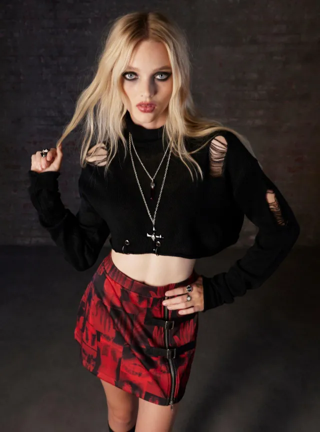 Hot Topic Social Collision Hardware Destructed Girls Crop Sweater