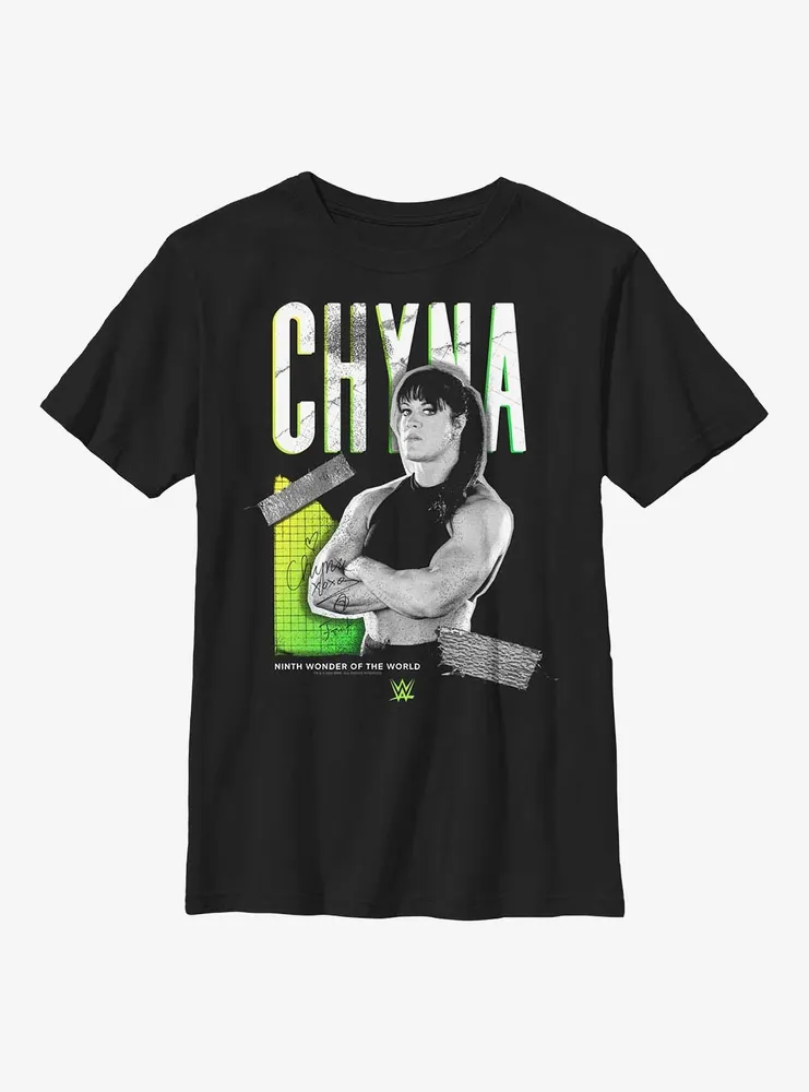 WWE Chyna Portrait Poster Youth T-Shirt