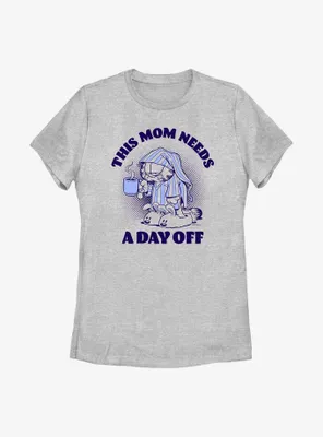 Garfield This Mom Needs A Day Off Women's T-Shirt